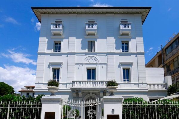 Villa for rent in Forte dei Marmi Italy