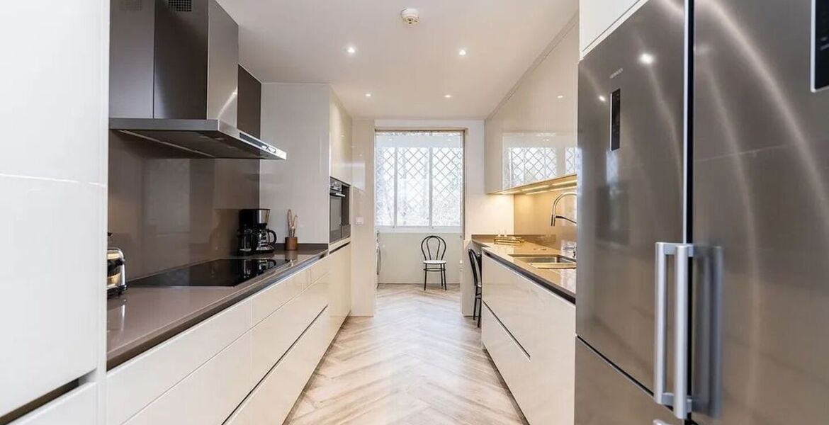 Apartamento en alquiler en Los Granados Puerto Banús