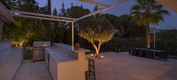 Villa de lujo en Nueva Andalucía con piscina climatizada