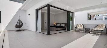 Villa moderna de 4 dormitorios en Río Verde con piscina