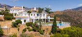 Villa en Marbella con impresionantes vistas al mar