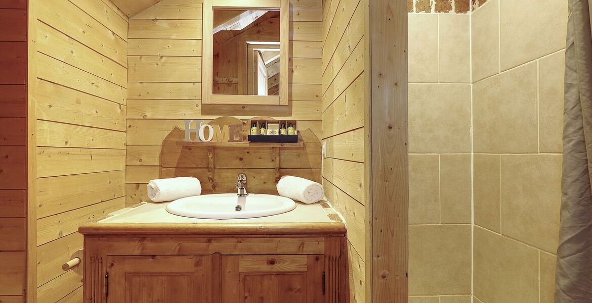 Chalet con acceso directo a pistas en Courchevel La Tania