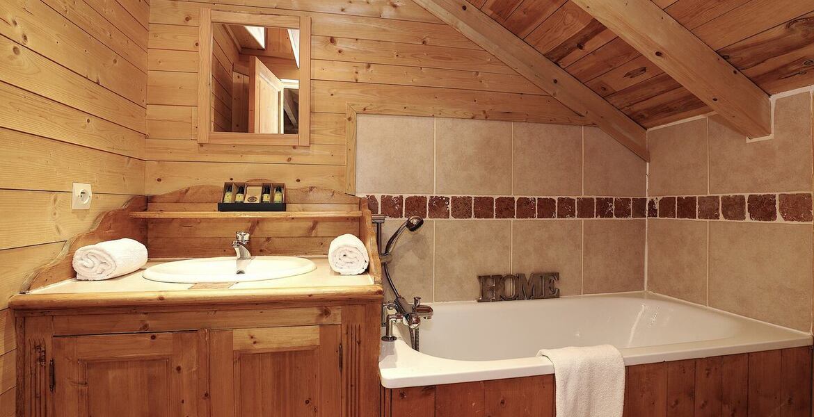 Chalet con acceso directo a pistas en Courchevel La Tania