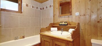 Chalet con acceso directo a pistas en Courchevel La Tania