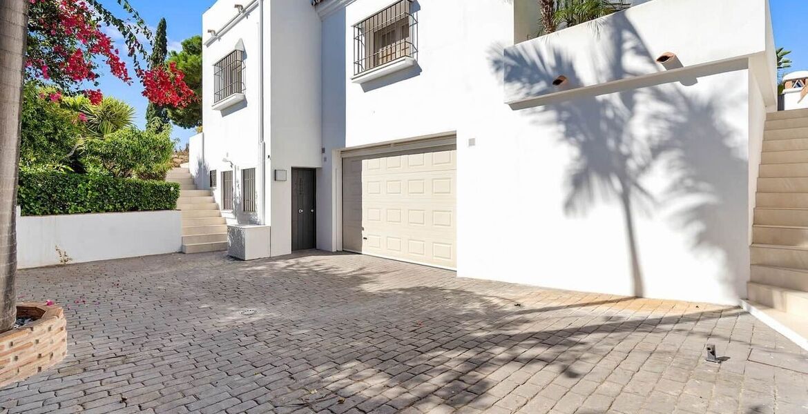 Villa de lujo en Marbella con piscina y cerca de la playa