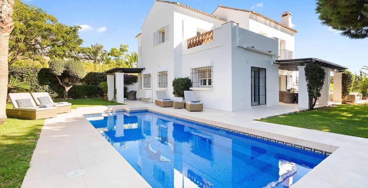 Villa de lujo en Marbella con piscina y cerca de la playa