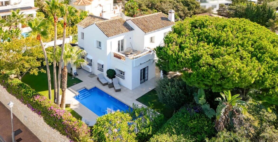 Villa de lujo en Marbella con piscina y cerca de la playa