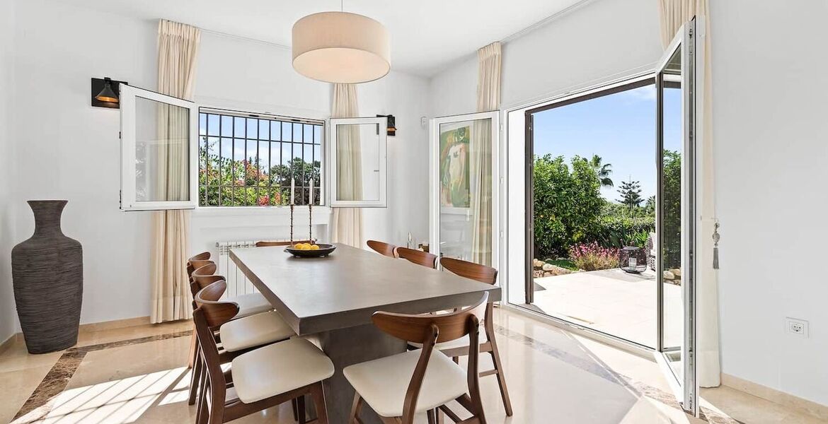 Villa de lujo en Marbella con piscina y cerca de la playa