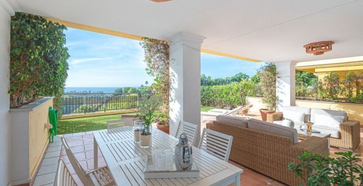 Apartamento de lujo en Condado de Sierra Blanca
