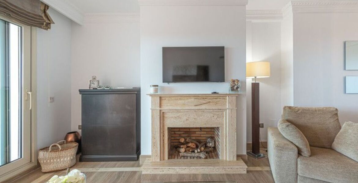 Apartamento de lujo en Condado de Sierra Blanca