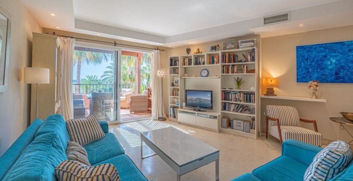 Amplio apartamento de 3 dormitorios en Oasis de Marbella
