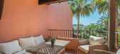 Amplio apartamento de 3 dormitorios en Oasis de Marbella