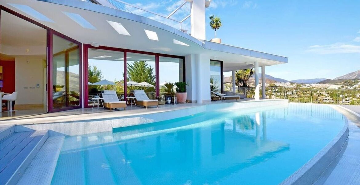 Lujosa villa de 7 dormitorios en Marbella