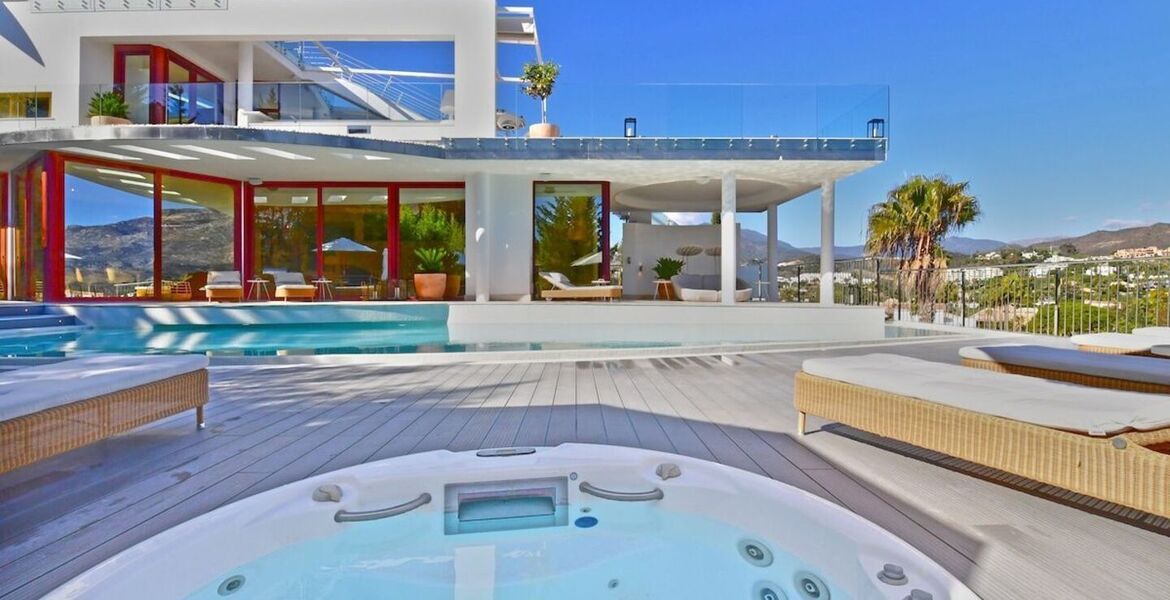 Lujosa villa de 7 dormitorios en Marbella