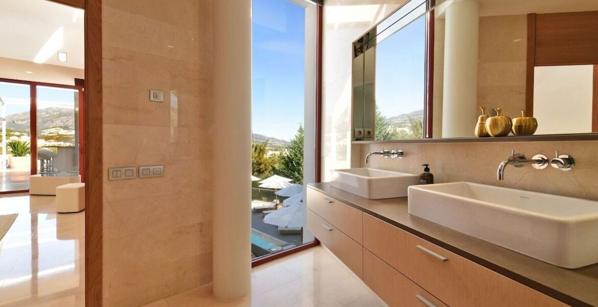 Lujosa villa de 7 dormitorios en Marbella