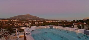 Lujosa villa de 7 dormitorios en Marbella