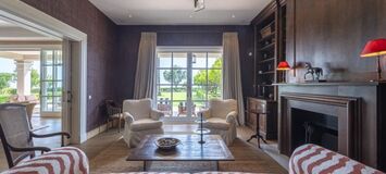 Impresionante villa de estilo rústico en Marbella Hill Club
