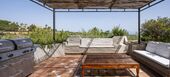 Impresionante villa de estilo rústico en Marbella Hill Club