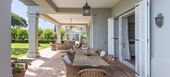 Impresionante villa de estilo rústico en Marbella Hill Club
