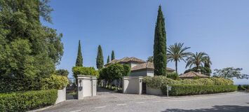 Impresionante villa de estilo rústico en Marbella Hill Club