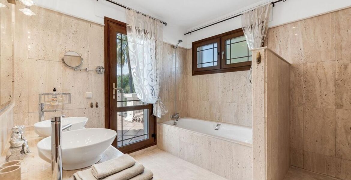 Lujosa villa en Los Flamingos Golf  Benahavis Marbella