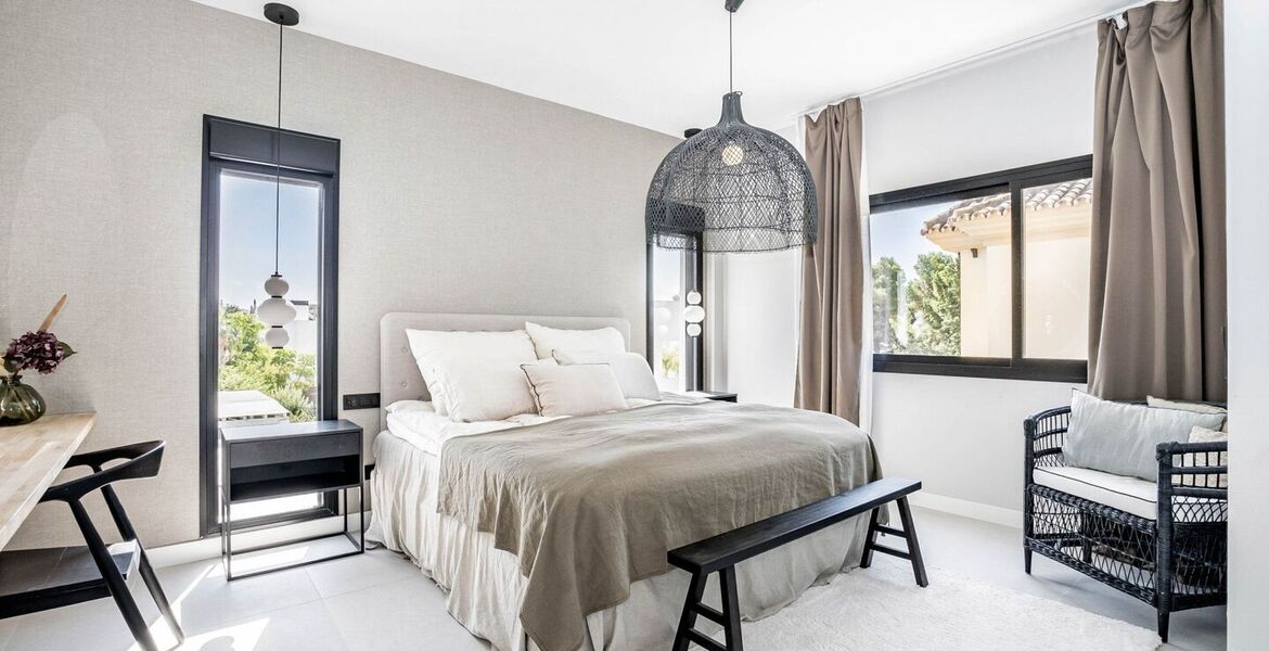 Luxury 8-Bedroom Villa Ideal for Families and Groups