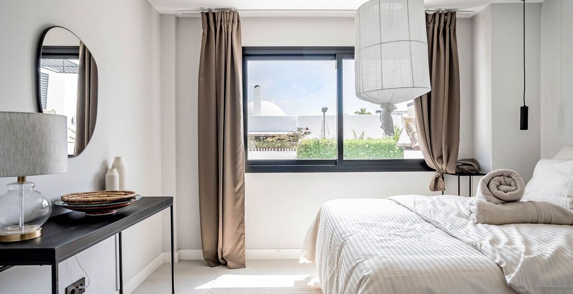 Luxury 8-Bedroom Villa Ideal for Families and Groups