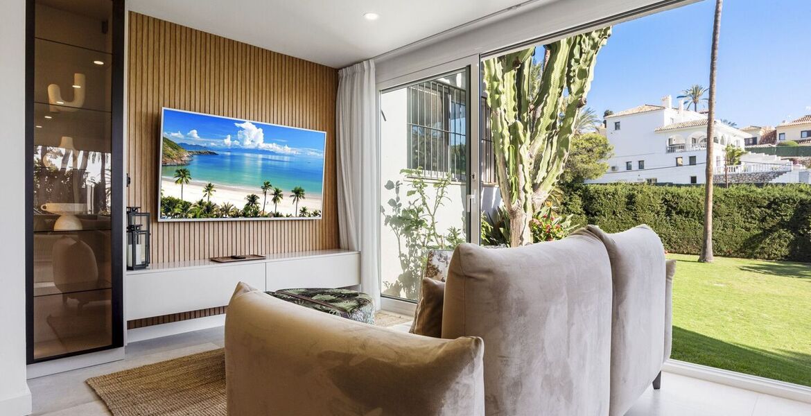 Elegante Apartamento de 2 Dormitorios en Nueva Andalucía