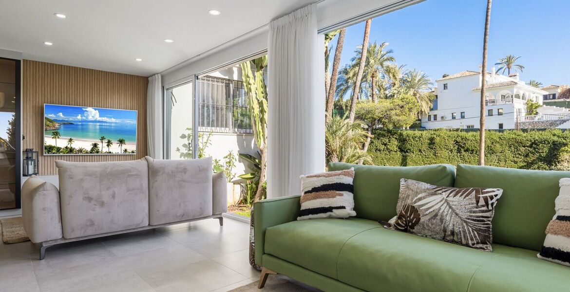 Elegante Apartamento de 2 Dormitorios en Nueva Andalucía