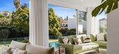 Elegante Apartamento de 2 Dormitorios en Nueva Andalucía