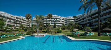 Apartamento en alquiler en Playa Esmeralda, Marbella