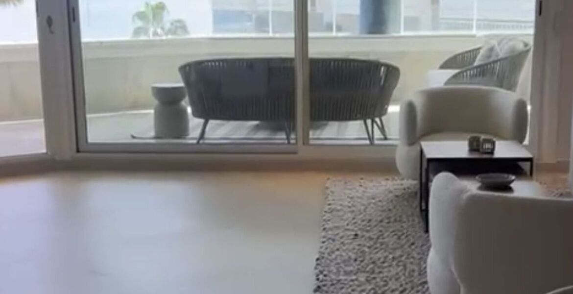 Apartamento en alquiler en Playa Esmeralda, Marbella