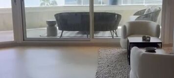 Apartamento en alquiler en Playa Esmeralda, Marbella