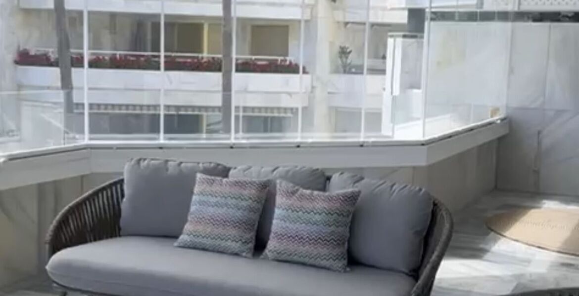 Apartamento en alquiler en Playa Esmeralda, Marbella