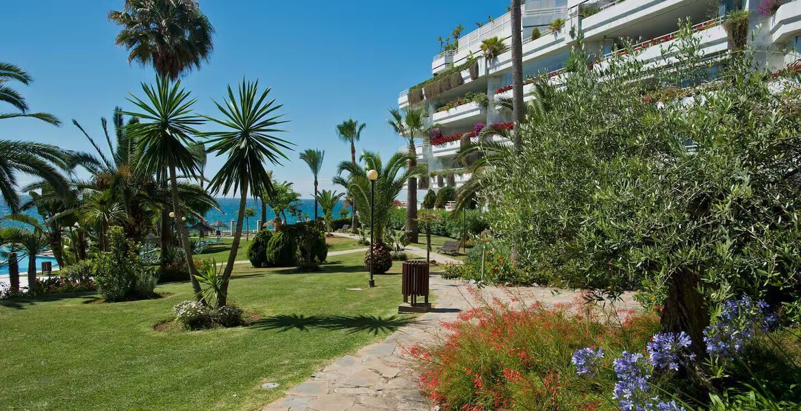 Apartamento en alquiler en Playa Esmeralda, Marbella