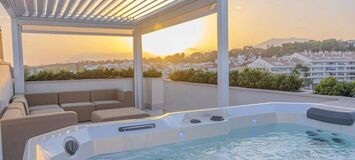 Ático de Lujo Junto a la Playa con Jacuzzi en la Azotea