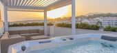 Ático de Lujo Junto a la Playa con Jacuzzi en la Azotea
