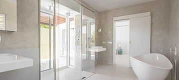Villa de Lujo en Prestigiosa Ubicación en Marbella