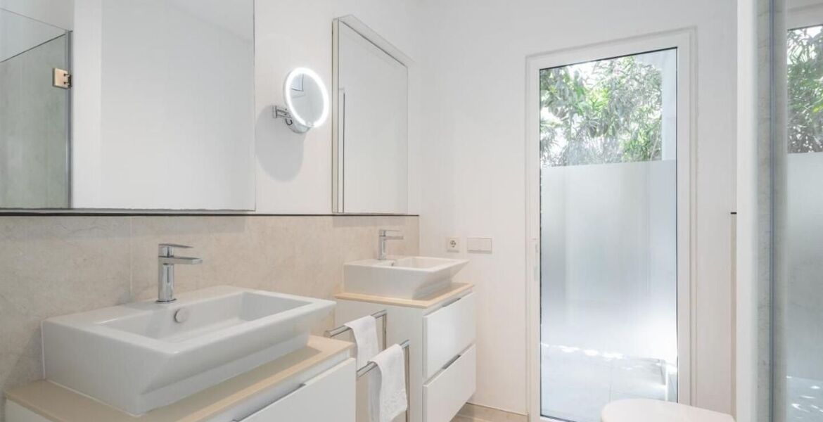 Villa de Lujo en Prestigiosa Ubicación en Marbella