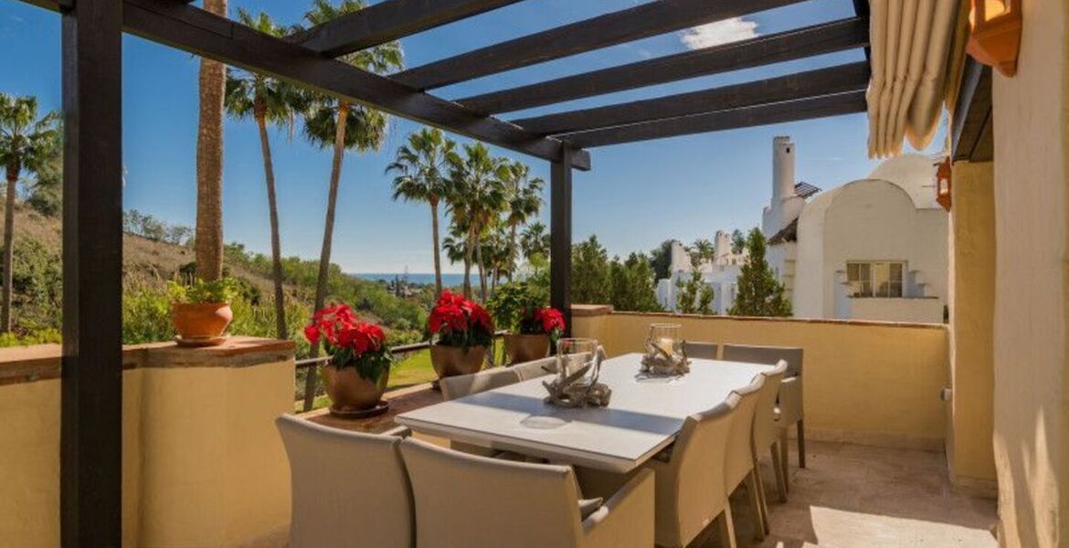 Elegante Ático Dúplex en la Milla de Oro de Marbella