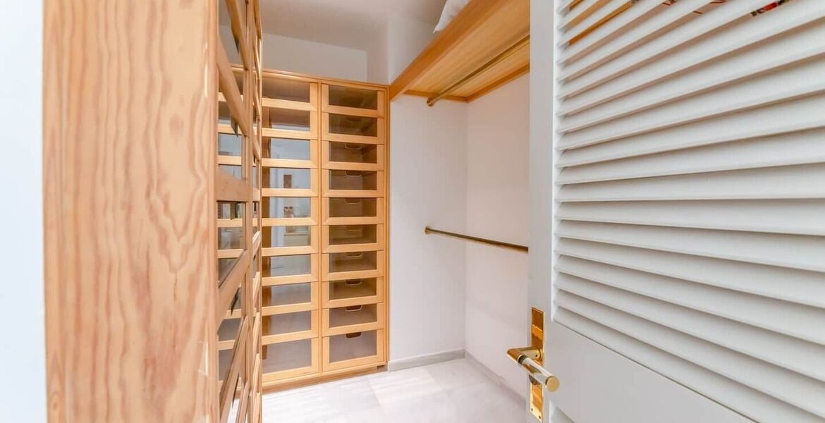 Excepcional Apartamento Dúplex en Prestigiosa Comunidad