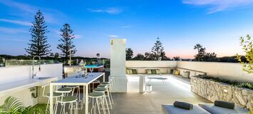Elegante Villa a Pasos de la Playa en la Milla de Oro