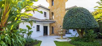 Villa de lujo con impresionantes vistas en Estepona