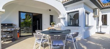 Villa de lujo con impresionantes vistas en Estepona