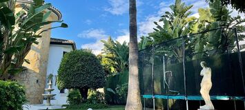 Villa de lujo con impresionantes vistas en Estepona