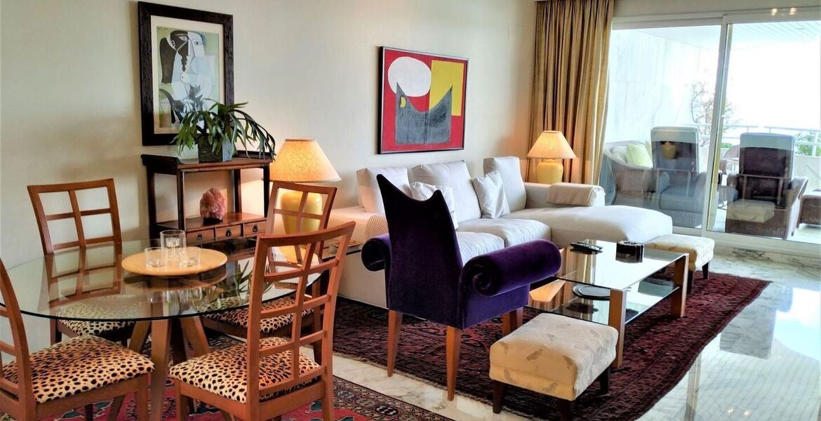 Apartamento en alquiler en Playa Esmeralda, Marbella