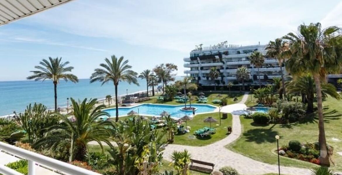 Apartamento en alquiler en Playa Esmeralda, Marbella