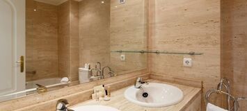 Apartamento en alquiler en Playa Esmeralda, Marbella