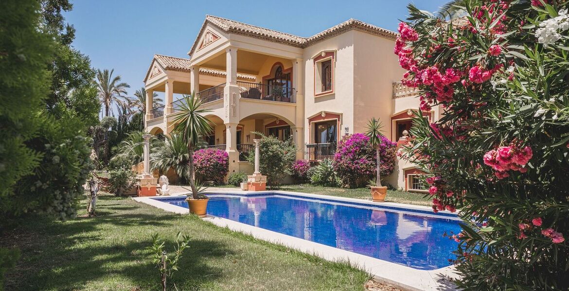 Villa de lujo en alquiler en la Milla de Oro de Marbella