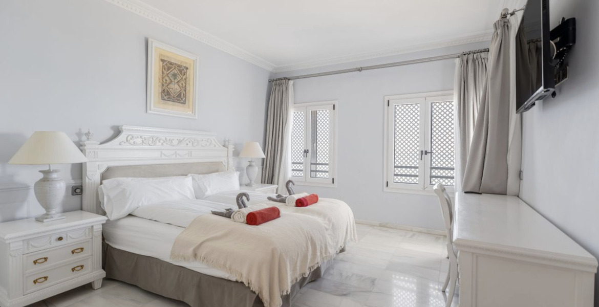 Villa en alquiler en Marbella Las Chapas